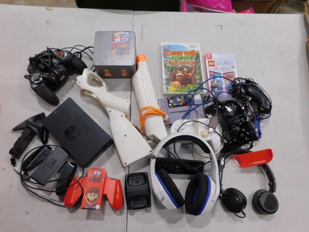 Video Game Lot including Super Mario Tin, Controllers, Accessories, Wii Donkey Kong Country, Lego (1 of 4)