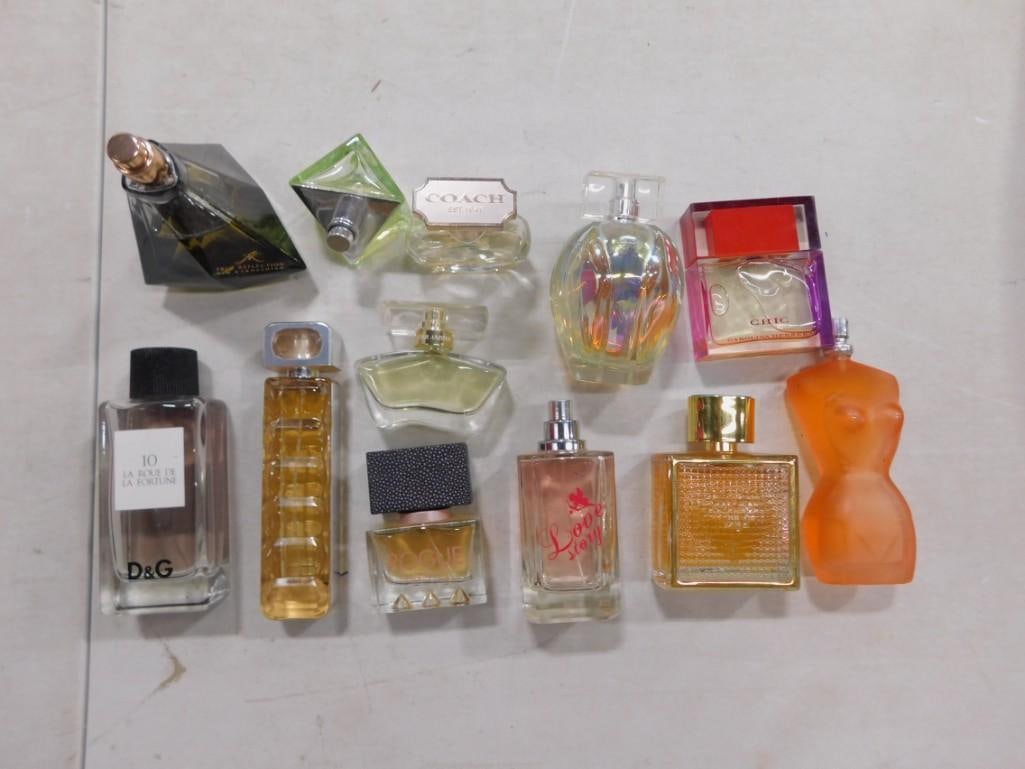 Lot of assorted Perfume / Cologne Bottles including D&G, Coach, Chic, Rogue, Jennifer Aniston, True (1 of 4)