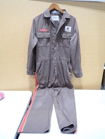 United Airlines Airline Mechanic Jumpsuit Uniform