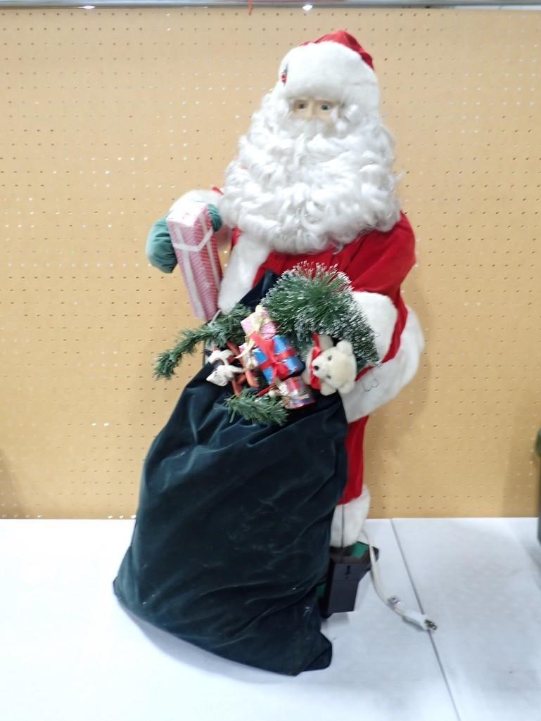 Large Animated Santa Claus Figure (1 of 5)