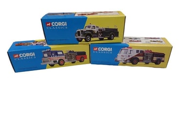 3 Corgi Classics Fire Trucks incl Staten Island American La France Pumper 51701, Elkridge Mack B Pum