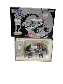 Corgi Classics James Bond Collection 007 Moon Buggy & James Bond Figure Set in Original Box
