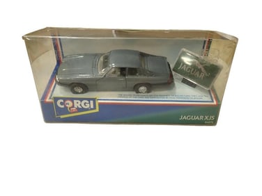 Corgi Jaguar XJS Die Cast Model Car 94075 in Original Box
