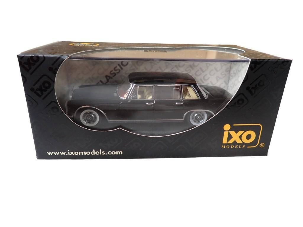IXO 1966 Mercedes Benz 600 Short (Kurz) CLC119 Die Cast Model Car 1:43 Scale: IXO 1966 Mercedes Benz 600 Short (Kurz) CLC119 Die Cast Model Car 1:43 Scale in Original Box All pictures are considered part of the description and should be examined carefully by bidders. Live Aucti
