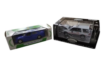 2 Die Cast Model Cars incl Corgi Mobil Mercedes 190E 2.3 16 and Gearbox City of White Plains