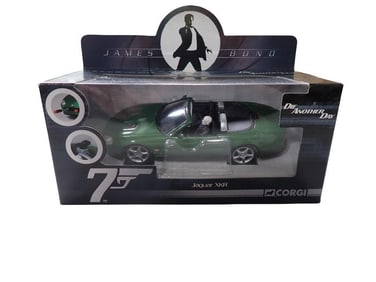 Corgi James Bond 007 Die Another Day Jaguar XKR Die Cast Model Car in Original Box
