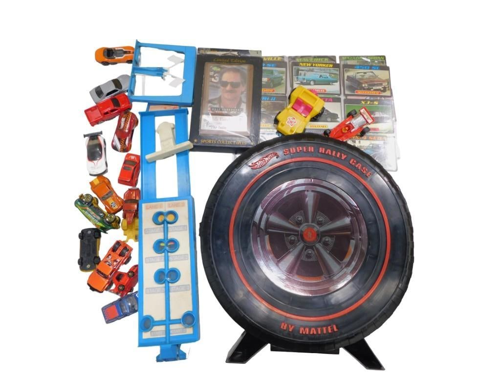 Hot Wheels Super Rally Case with Cars and Vehicles incl Die Cast, Trading Cards, Dale Earnhardt Card (1 of 5)