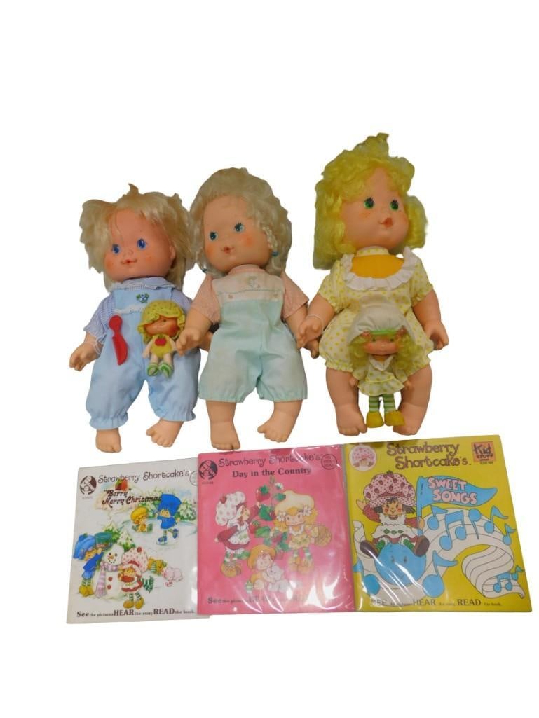 Strawberry Shortcake Lot incl 1980s Baby Lemon Meringue Kiss Doll, Baby Apricot Blow a Kiss Doll,: Strawberry Shortcake Lot incl 1980s Baby Lemon Meringue Kiss Doll, Baby Apricot Blow a Kiss Doll, Another Blow a Kiss Doll (probably Angel Cake redressed), Strawberry Shortcake Sweet Songs, Strawberry