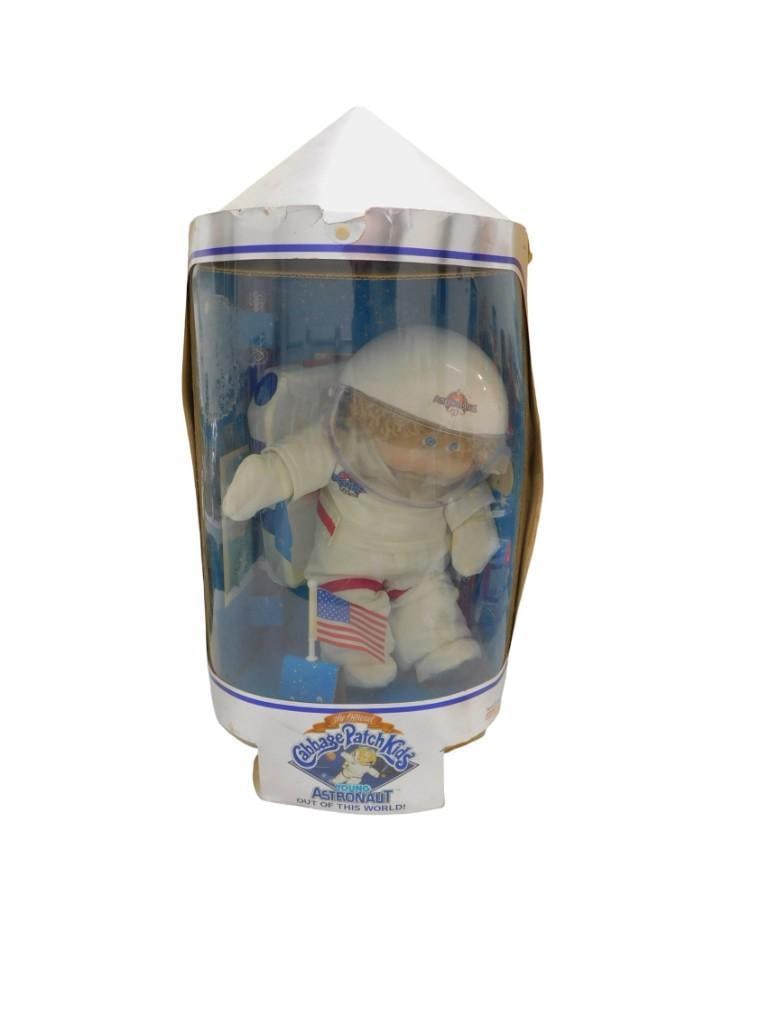 The Official Cabbage Patch Kids Young Astronaut Doll in Original Rocket Box Out of this World (1 of 5)