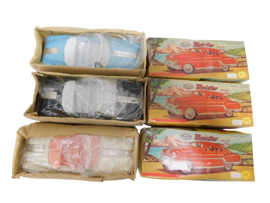 3 Minister Delux Tin Toy Friction Cars NOS New Old Stock incl 1 Blue, 1 White, 1 Black: 3 Minister Delux Tin Toy Friction Cars NOS New Old Stock incl 1 Blue, 1 White, 1 Black All Convertibles. Mechanical & Automatic All pictures are considered part of the description and shoul