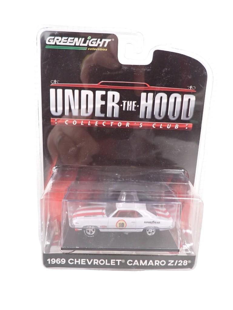 Greenlight Under the Hood Collector's Club 1969 Chevrolet Camaro Z/28 New in Package: Greenlight Under the Hood Collector's Club 1969 Chevrolet Camaro Z/28 New in Package 1:64 Scale All pictures are considered part of the description and should be examined carefully by bidders. L
