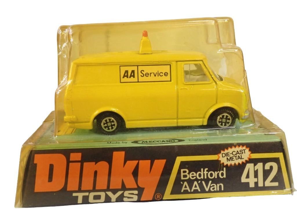 Vintage Dinky Toys 412 Bedford AA Van Die Cast Model in Original Package (1 of 8)