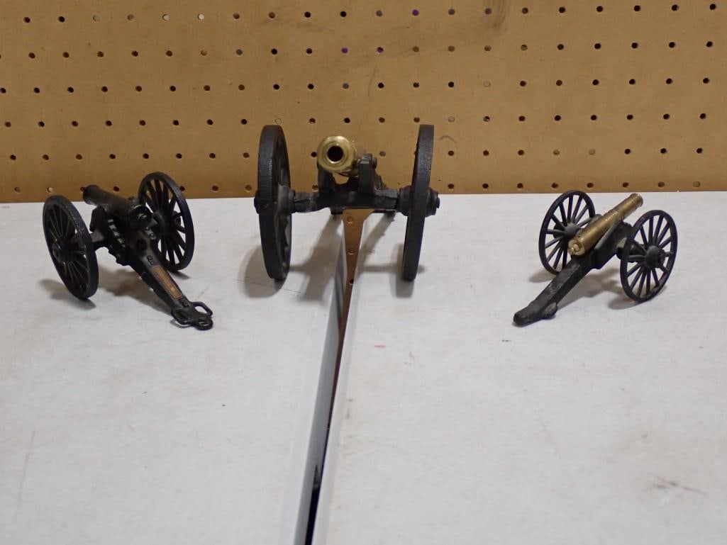 Vintage Miniature Canon Replicas including Gettysburg and Yorktown (1 of 7)