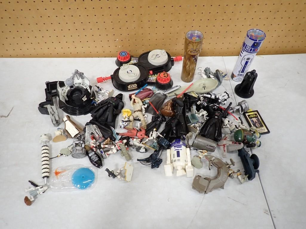 Lot of Star Wars Small Toys incl Action Figures, R2-D2 and Chewbacca Toy Kaleidoscopes, Etc: Lot of Star Wars Small Toys incl Action Figures, R2-D2 and Chewbacca Toy Kaleidoscopes, Etc All pictures are considered part of the description and should be examined carefully by bidders. Live Auct