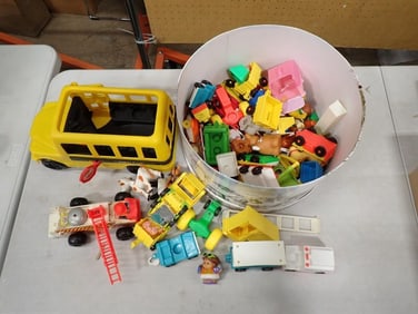 Vtg Fisher Price Little People, Farm, Bus, Animals Huge Lot