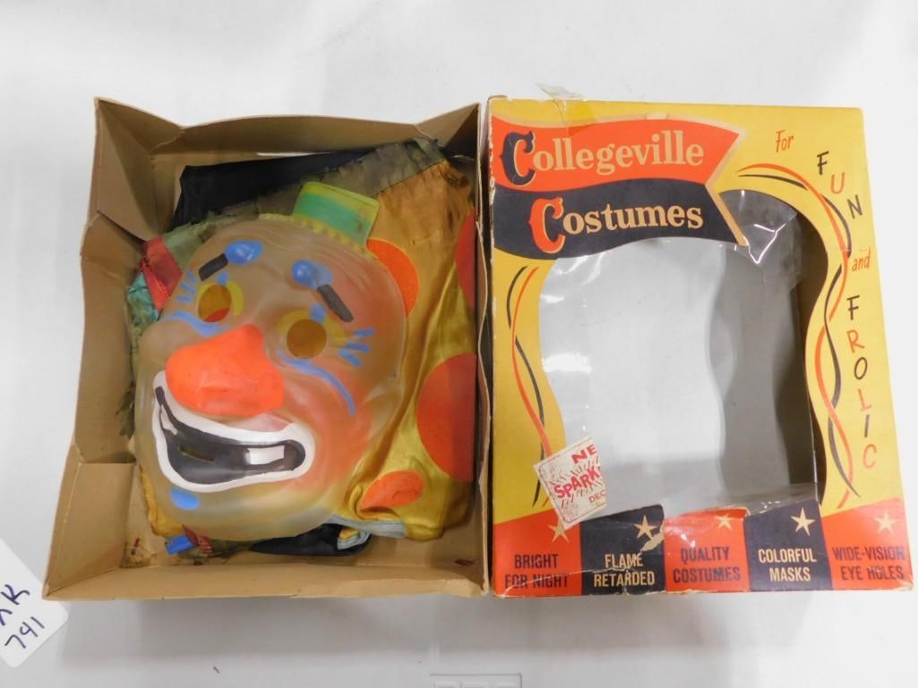 Vintage Collegeville Costumes Circus Clown Mask in original box: Vintage Collegeville Costumes Circus Clown Mask in original box All pictures are considered part of the description and should be examined carefully by bidders. Live Auctioneers is now offering Live S