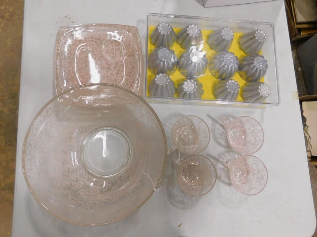 Vintage Mini Aluminum Jell-O Individual Molds and Hazel Atlas spaghetti drizzle Bowl, Cups and Trays (1 of 5)