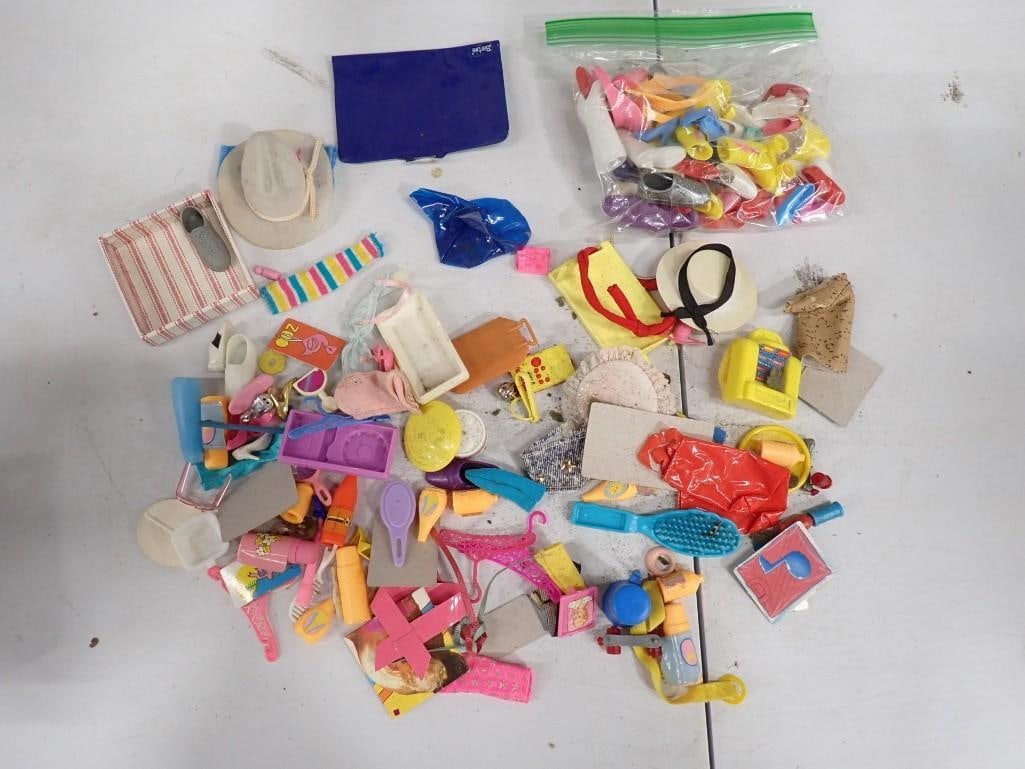 Lot of Vintage 1970's and 1980's Barbie Accessories including Shoes, Hats, etc (1 of 11)