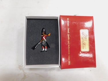 Britains Metal Toy Soldier Redcoats British 93rd Highlander Officer 1854-56 50016C