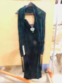 Vintage Eugene Alexander green velvet dress and scarf with a and emerald Color brooch