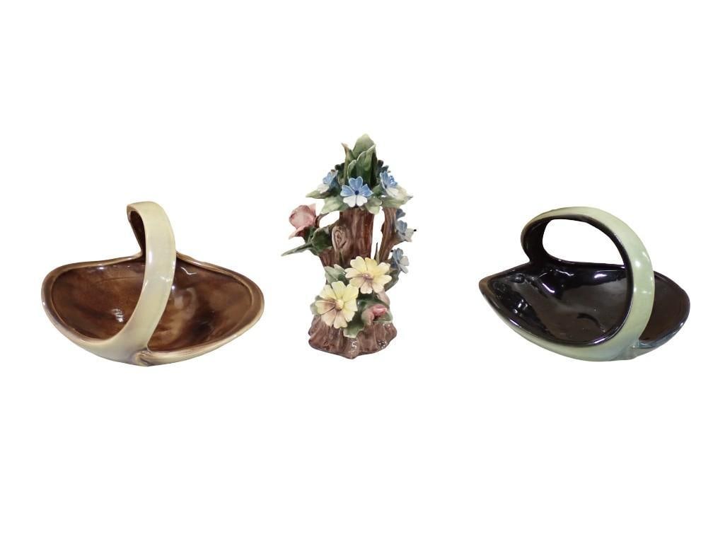 2 Vintage Hull Pottery Parchment and Pine Baskets MCM and a Capodimonte Floral Sculpture (1 of 11)