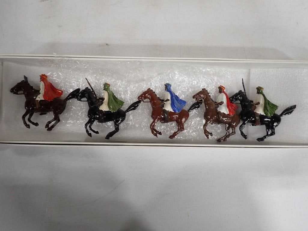 Vintage Britains Set #164 Arabs of the Desert Horse mounted Metal toy soldiers (1 of 5)