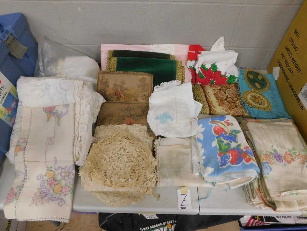 Large Lot of assorted Linens, Tablecloths, Doilies, etc (1 of 10)
