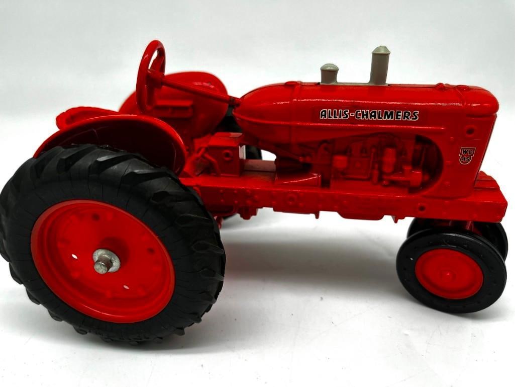 Vintage Diecast Allis-Chalmers WD45 Orange Tractor Die Cast Toy (1 of 6)