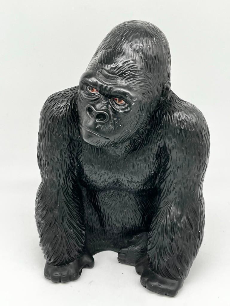 Universal Statuary Vintage King Kong Gorilla Ape Bank (1 of 7)