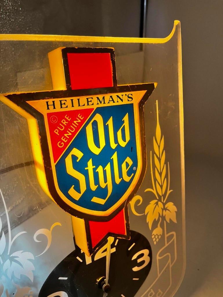 Vintage Old Style Beer Clock Bar Sign Works (1 of 4)