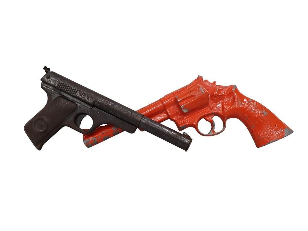 Daisy Pistol & Diecast Metal Pistol BB Guns: Daisy Pistol & Diecast Metal Pistol BB Guns All pictures are considered part of the description and should be examined carefully by bidders. Live Auctioneers is now offering Live Shipping through 