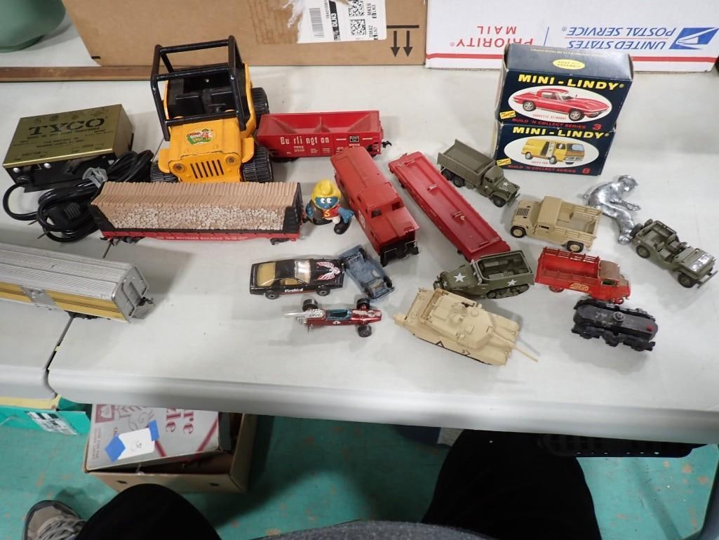 Vintage Tyco Train Parts, Army Tanks & Trucks, Smurf Figure & More (1 of 8)