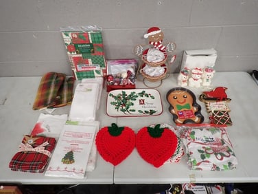 Christmas Decor incl Gingerbread Man Bowl Holder, Gingerbread Cookie Pan, Handmade