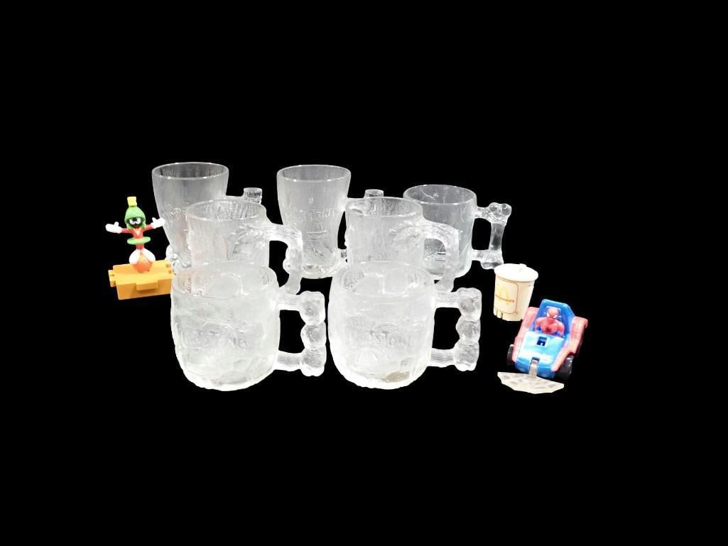 Flintstones Collector Glasses, Plus Marvin the Martian, Spiderman and McDonald's Milkshake Toys: Flintstones Collector Glasses, Plus Marvin the Martian, Spider-man and McDonald's Milkshake Toys All pictures are considered part of the description and should be examined carefully by bidders. Li