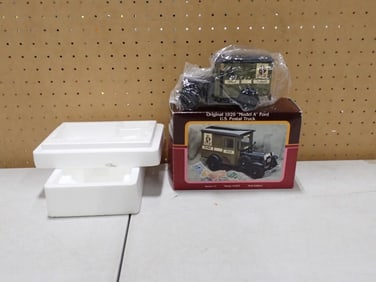 1929 Model A Ford US Postal Truck Model with original box Yorkshire 1:25 Scale Die-Cast