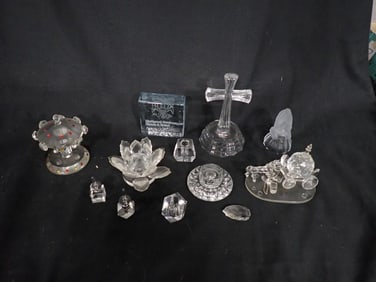 Lot of Crystal and Glass Paperweights, Figures, Etc
