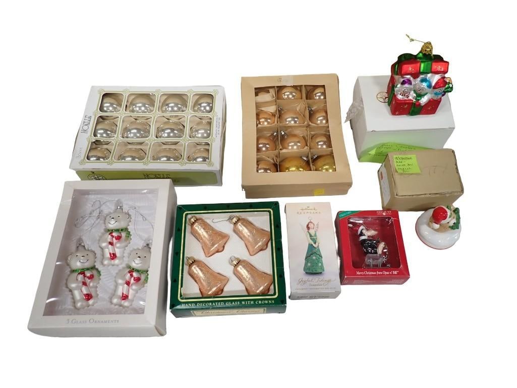 Lot of assorted Christmas Ornaments including Lefton, Krebs, Made in Poland, Noelle, Hallmark Keepsa: Lot of assorted Christmas Ornaments including Lefton, Krebs, Made in Poland, Noelle, Hallmark Keepsake, Target, etc All pictures are considered part of the description and should be examined carefully