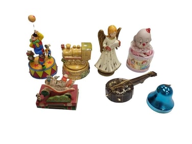 Lot of Figurines, etc