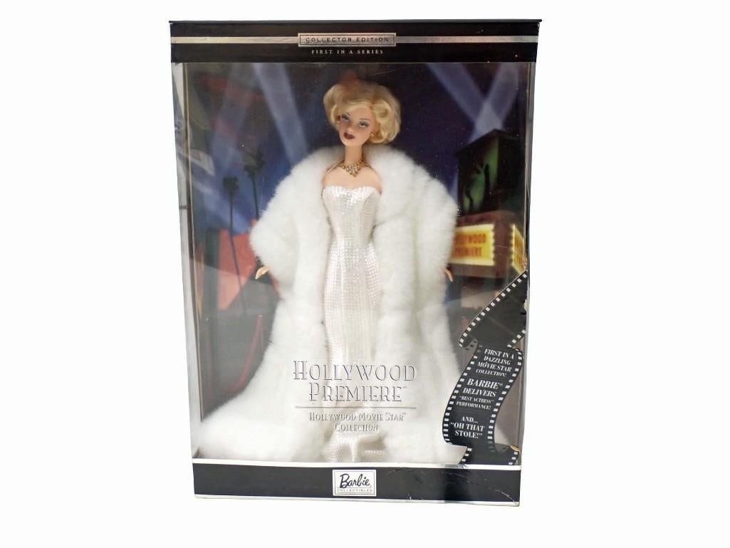 Hollywood Premier Barbie Doll from the Hollywood Movie Star Collection NRFB: Hollywood Premier Barbie Doll from the Hollywood Movie Star Collection NRFB Never Removed from Box All pictures are considered part of the description and should be examined carefully by bidders. Live