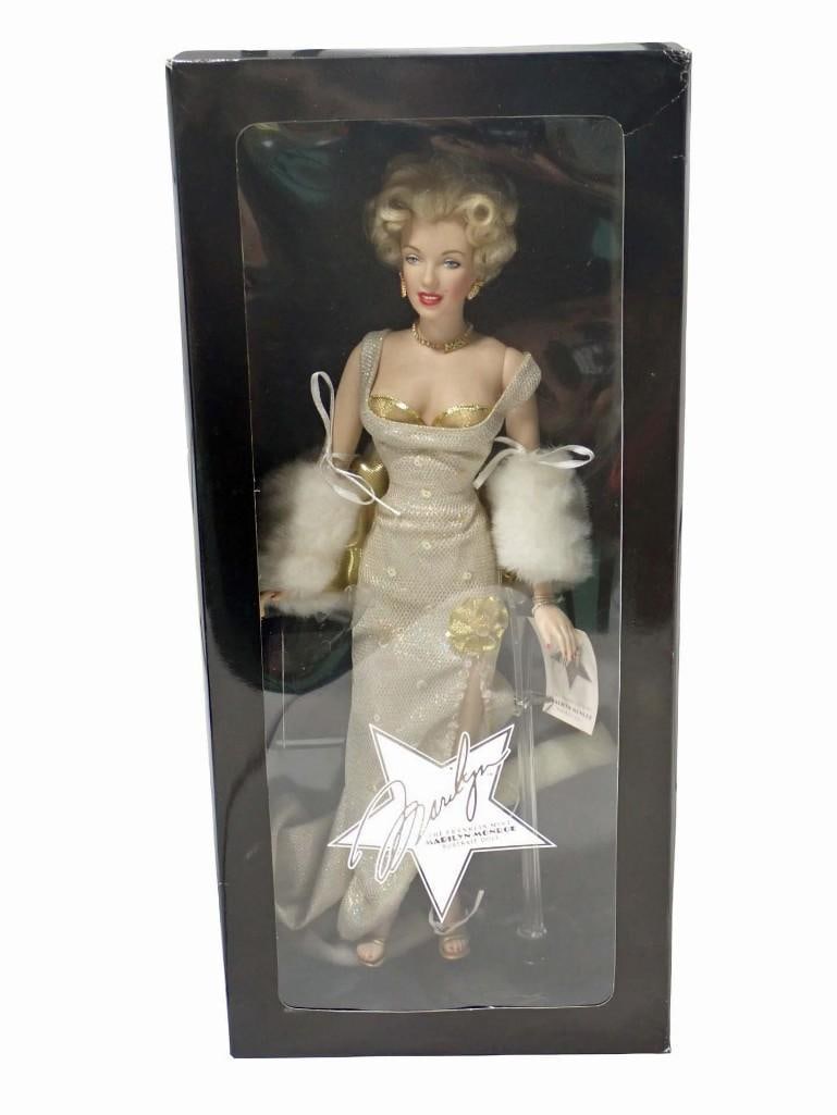 Franklin Mint Marilyn Monroe Millennium Portrait Doll 16"  in Gold Dress NRFB In Original Box (1 of 7)
