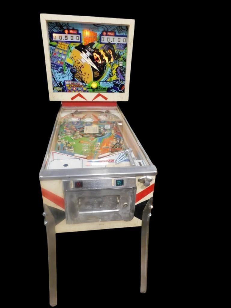 Gottlieb's Outer Space Pinball Machine 2 Player Vintage Arcade Game (1 of 9)