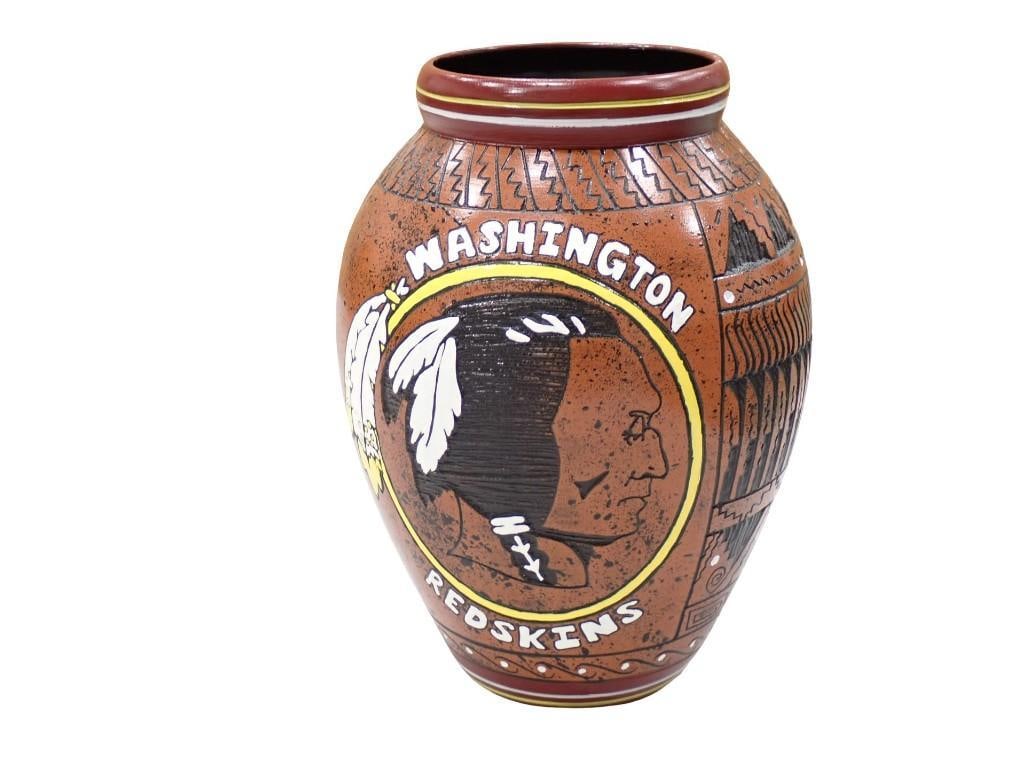Navajo Washington Redskins Pottery Vase Rare (1 of 6)