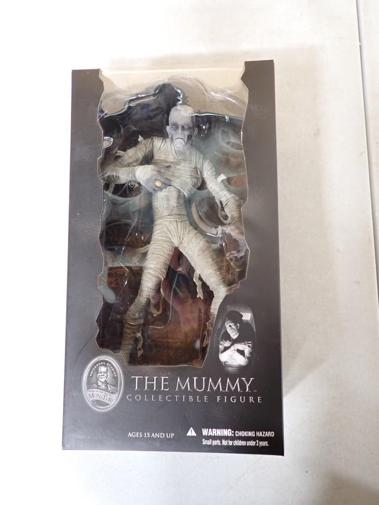 New in Box - Mezco 9" The Mummy Collectible Figure - Universal Studios Monsters (1 of 8)