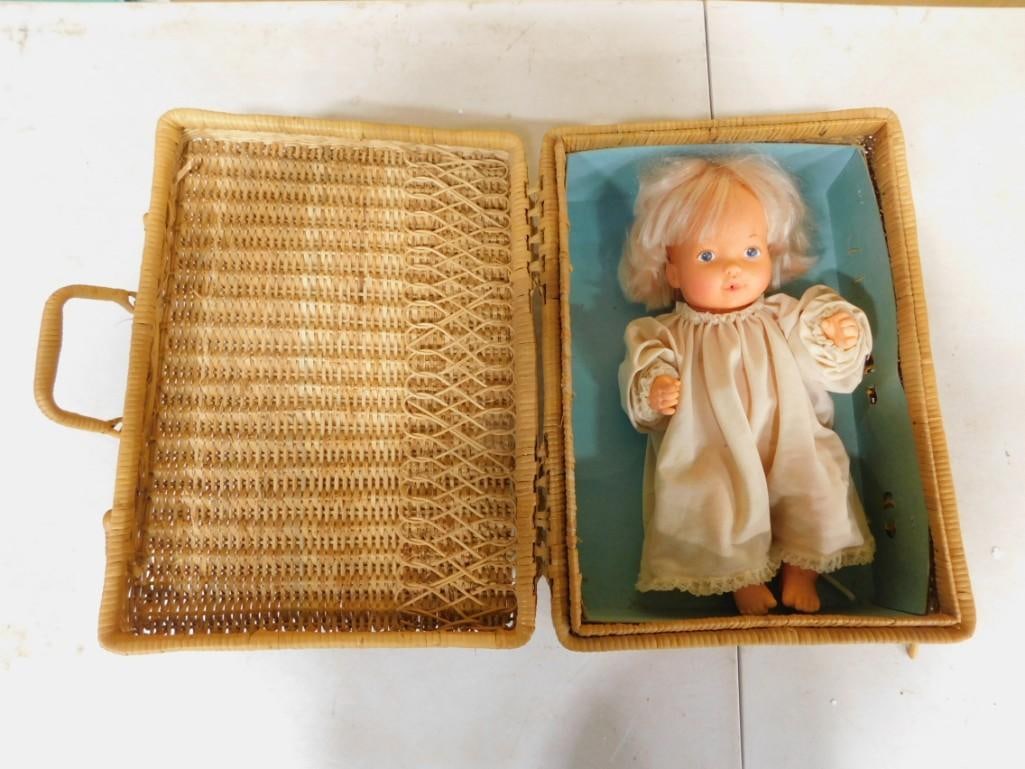 Vintage 1975 Lesney Baby Doll in a Woven Basket: Vintage 1975 Lesney Baby Doll in a Woven Basket All pictures are considered part of the description and should be examined carefully by bidders. Live Auctioneers is now offering Live Shipping through