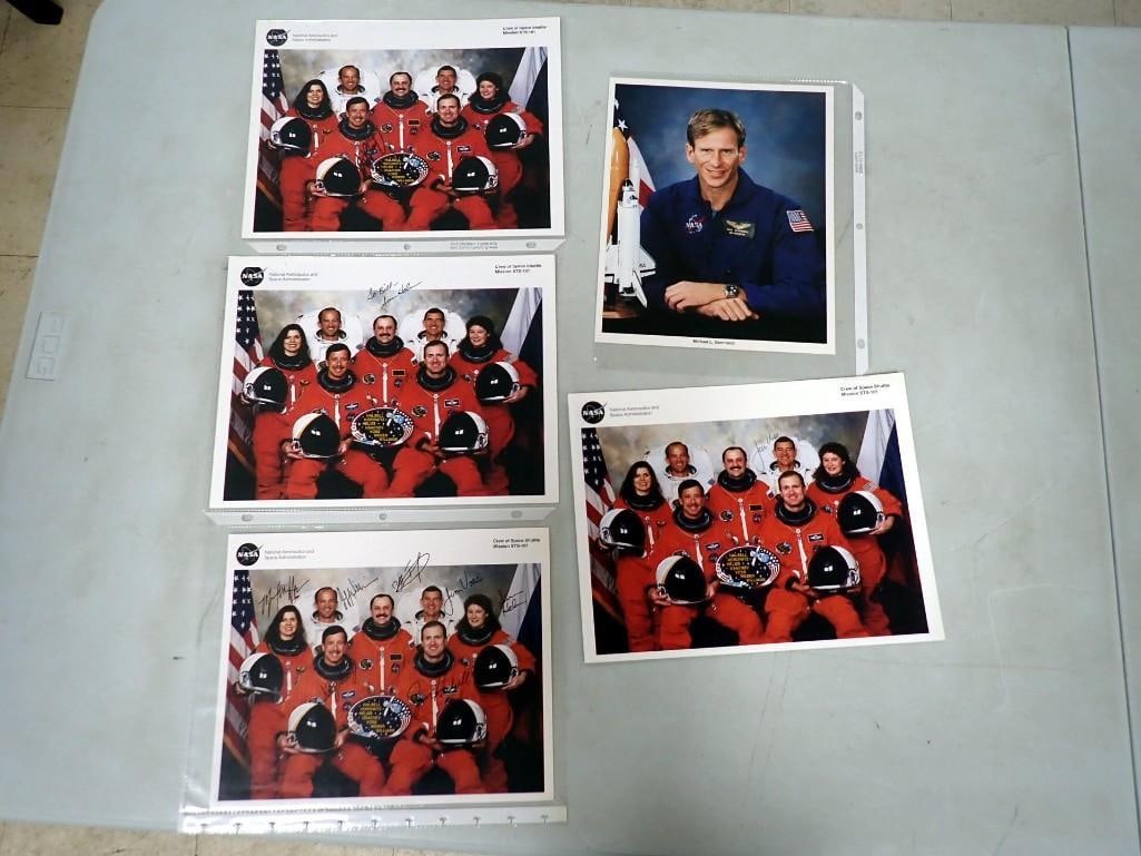 NASA Space Shuttle Mission STS-101 Crew Photos w/ Autographs, etc. ISS Mission . First Glass Cockpit (1 of 7)