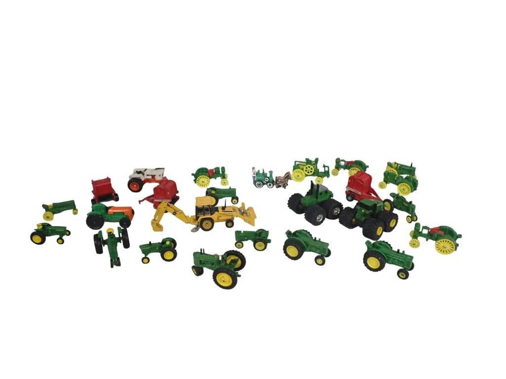 Lot of assorted Tractor Toys including Die-Cast, John Deere, etc.: Lot of assorted Tractor Toys including Diecast, John Deere, etc. All pictures are considered part of the description and should be examined carefully by bidders. Live Auctioneers is now offering Live 