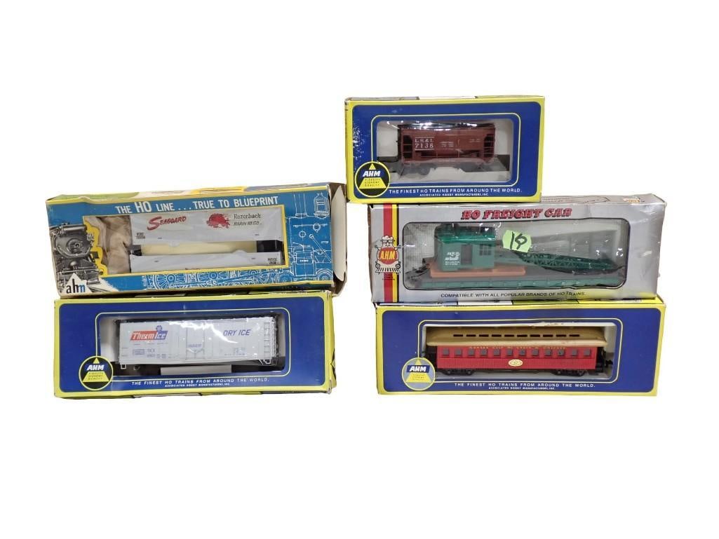 Santa Fe O Scale Premier Alco PA A Unit Diesel Engine w/Proto-Sound 3.0 (Hi-Rail Wheels) | MTH Trains