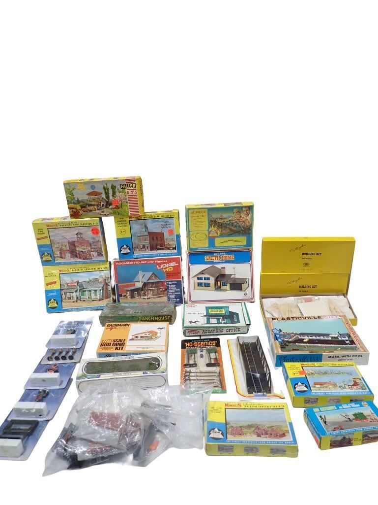 Lot of Model Railroad Accessories, Buildings, Kits, Etc incl Suydam HO Scale, Plasticville, AHM (1 of 8)