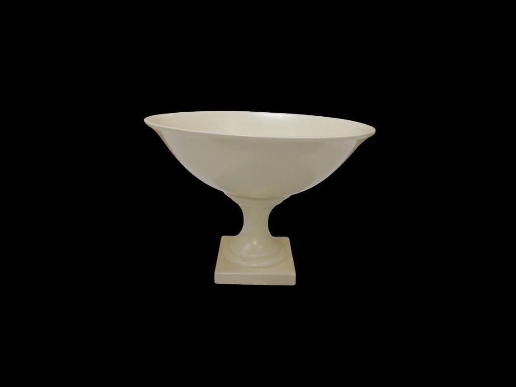 Red Wing USA pottery pedestal bowl M-1601: Red Wing USA pottery pedestal bowl M-1601 All pictures are considered part of the description and should be examined carefully by bidders. Live Auctioneers is now offering Live Shipping through them.