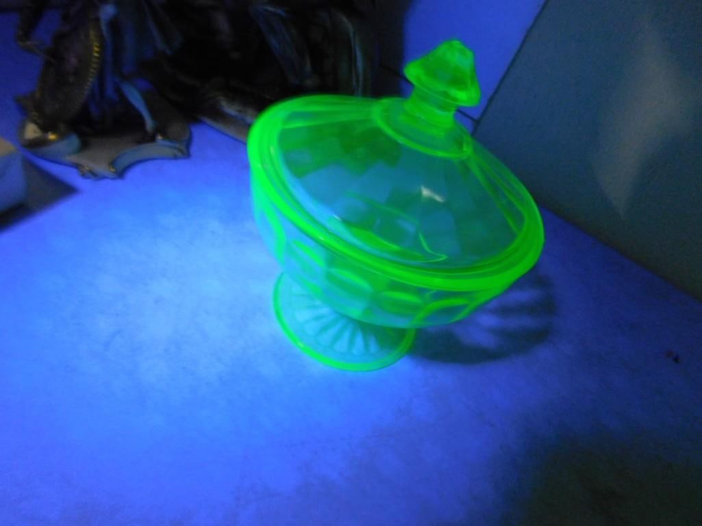 Uranium Glass Covered Candy Dish Green Depression Glass (1 of 7)
